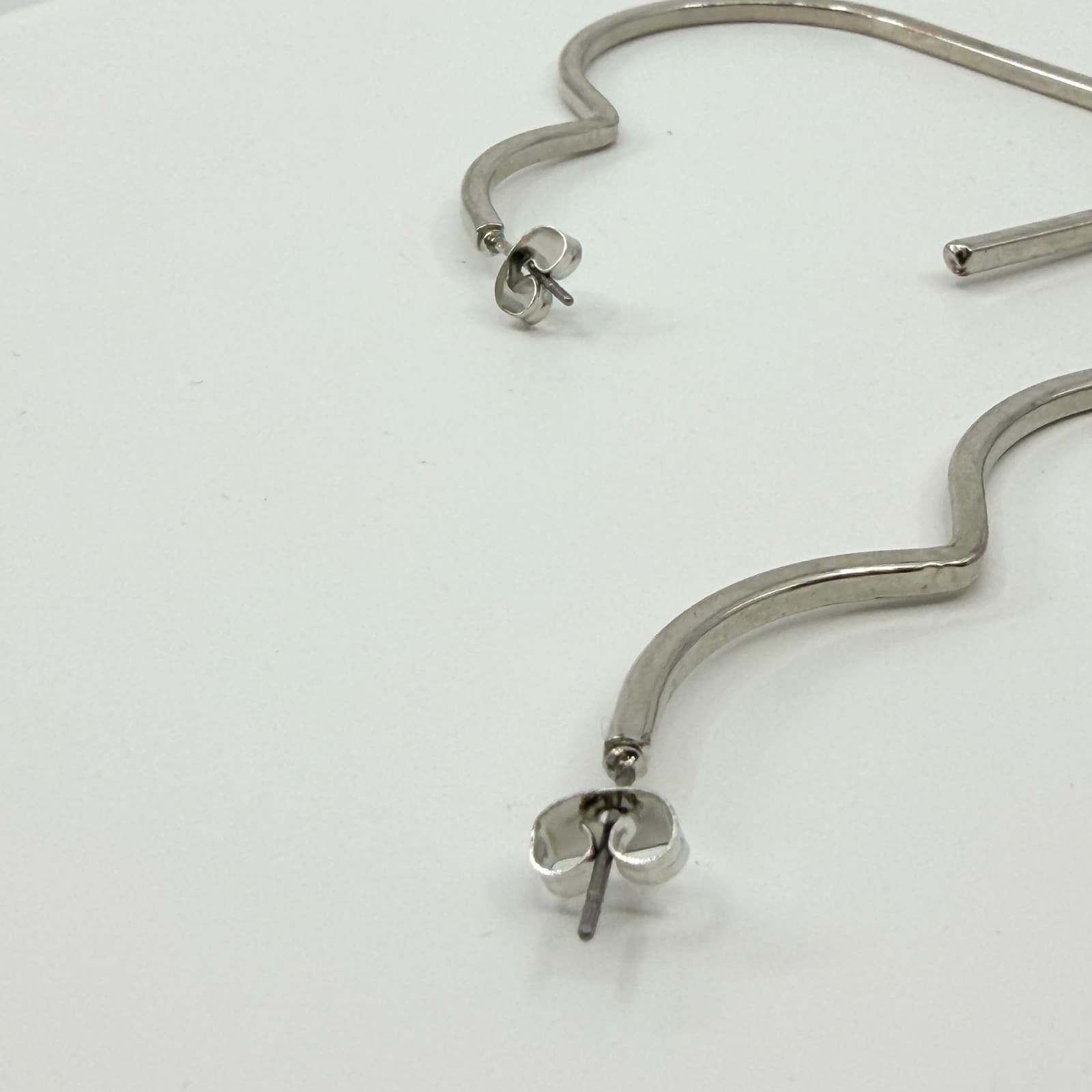 Vintage Y2K Silver Tone Oversized Open Heart Wire Hoop Statement Earrings - Thumbnail 7