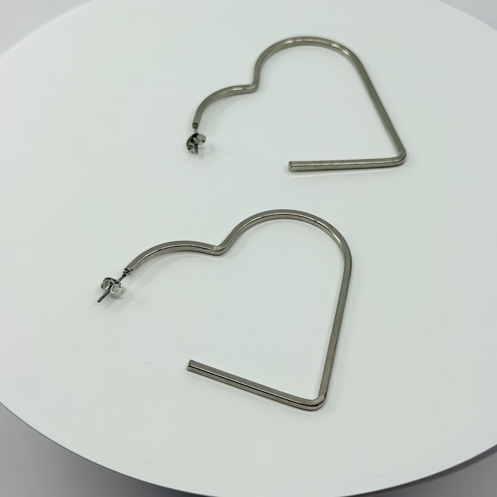 Vintage Y2K Silver Tone Oversized Open Heart Wire Hoop Statement Earrings - Thumbnail 8