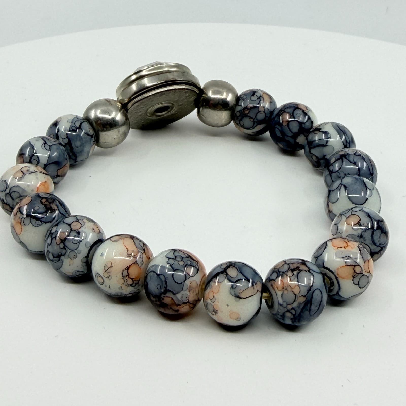 Vintage Boho Gray Ink Splatter Agate Glass Snap Charm Stretch Beaded Bracelet - Thumbnail 7