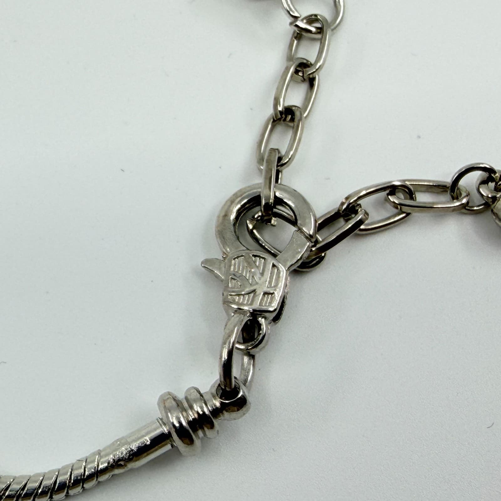 VTG Y2K Brighton Silver Tone Snake Chain Bracelet Adjustable Heart Dangle Charm - Thumbnail 9