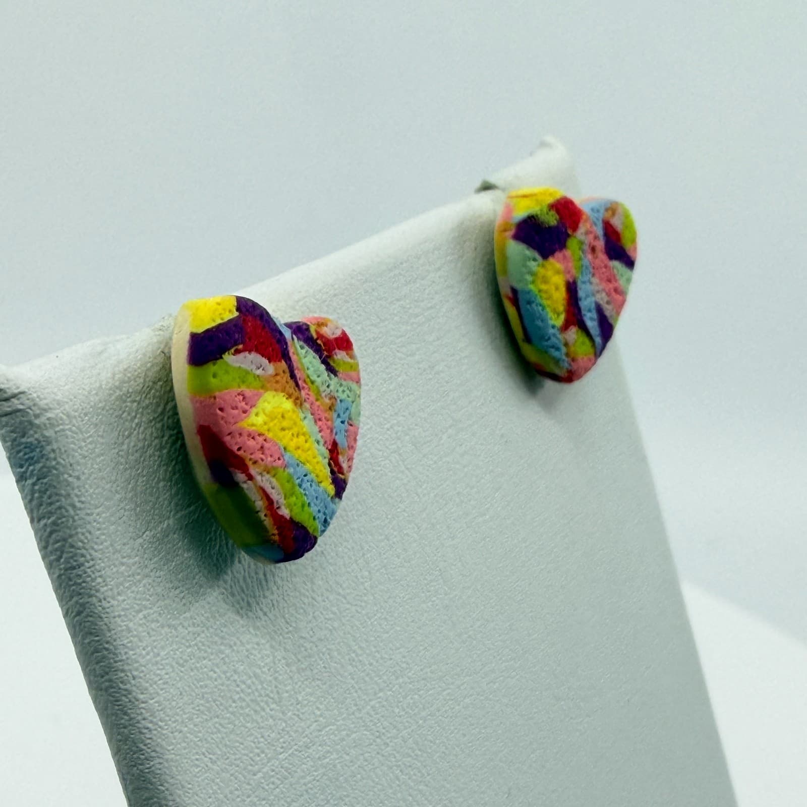 VTG Y2K Retro Multicolor Polymer Clay Heart Stud Earrings Bright Abstract Funky - Thumbnail 7