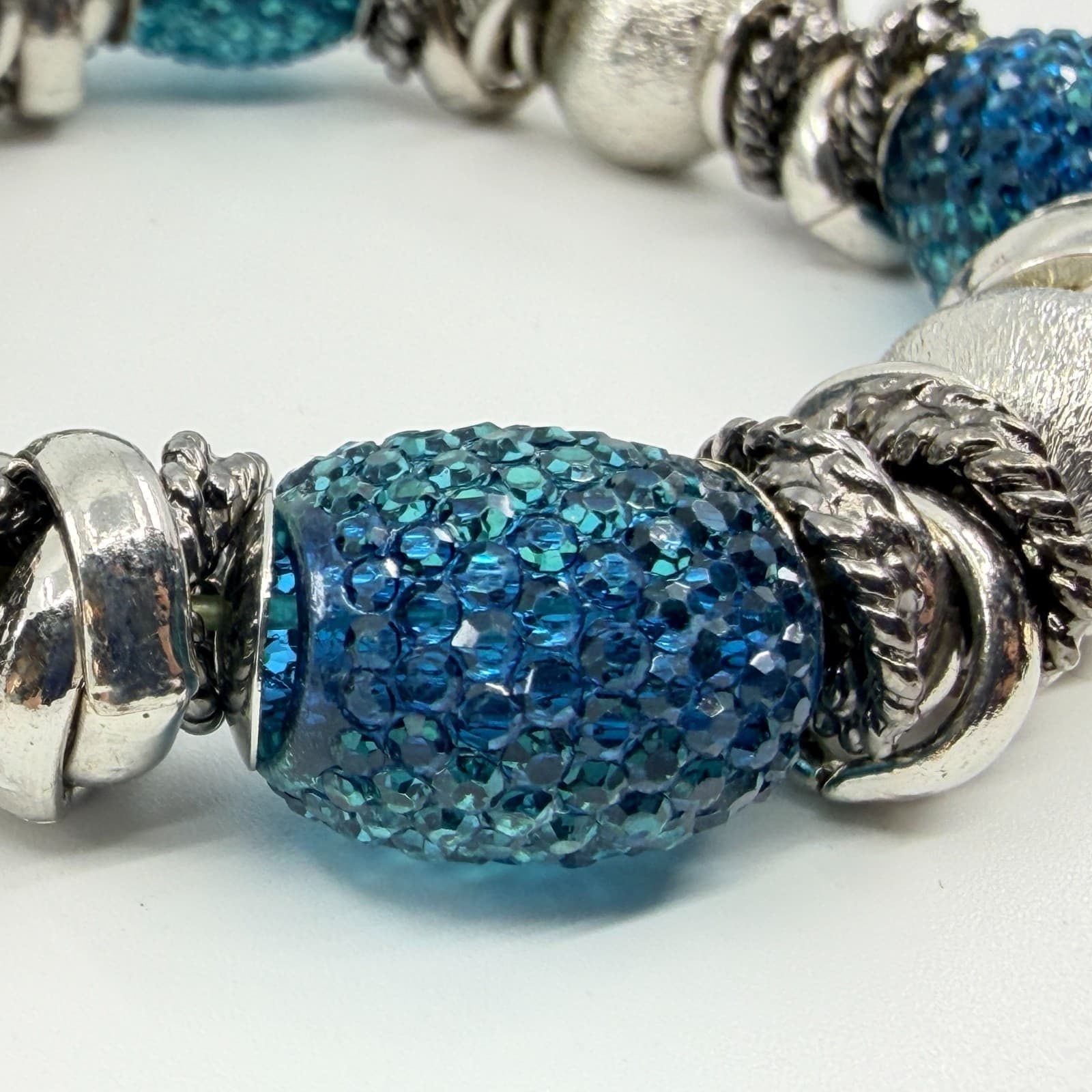 VTG Chunky Silver Tone Blue Crystal Bead Stretch Bracelet Statement Stackable - Thumbnail 5