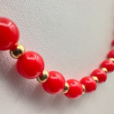 Vintage 80s Red Coral Bead Necklace Gold Tone Spacers Classic Fashion Jewelry - Thumbnail 5
