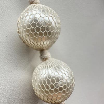 Vintage 90s Cream Faux Pearl Mesh Net Wrap Bead Necklace Classic Women's Jewelry - Thumbnail 8