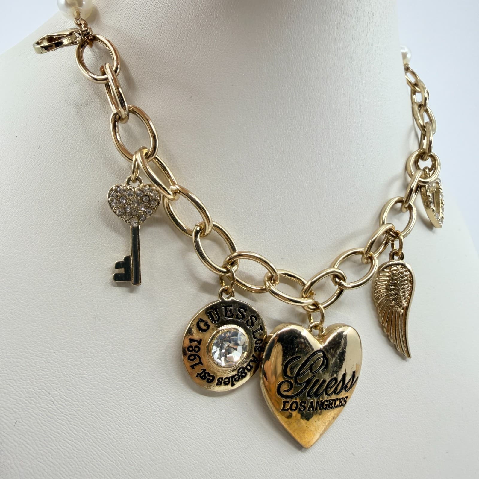 Vintage GUESS Los Angele Y2K Gold Tone Faux Pearl Multi Charm Chain Necklace - Thumbnail 2