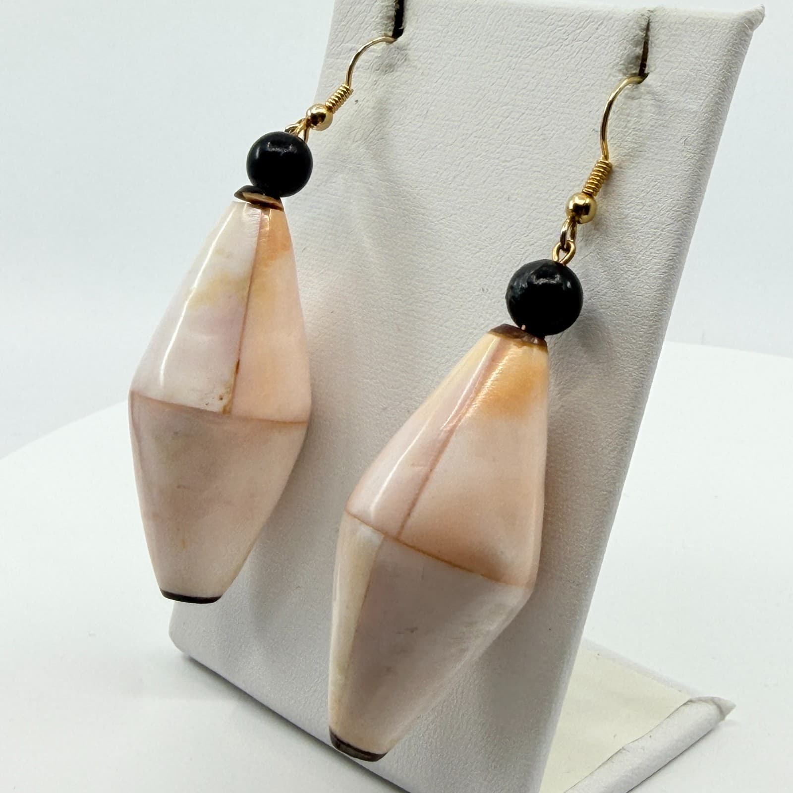 Vintage Mother of Pearl Shell Dangle Earrings Boho Pink Cream Onyx Bead Drop - Thumbnail 7