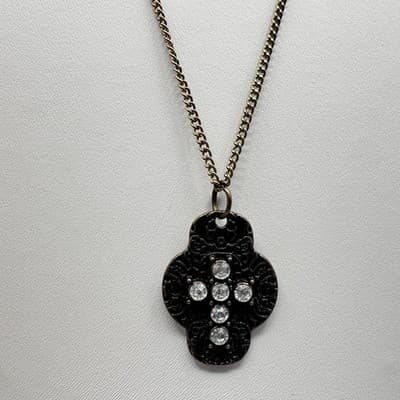 Vintage 70s Black Cross Pendant Necklace Antique Finish Jewelry Charm Boho Retro - Thumbnail 3
