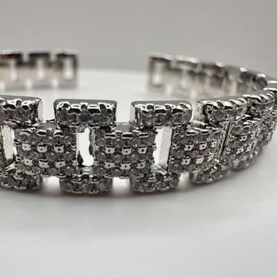 Vintage 90s Silver Tone Pave Glass Cuff Bracelet Geometric Link Fashion Jewelry - Thumbnail 4