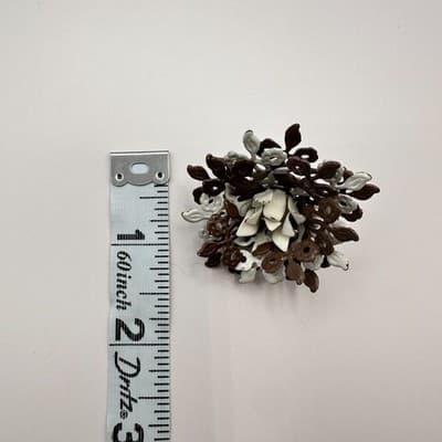 Vintage 60s Enamel Flower Bouquet Brooch Brown & White Floral Pin Jewelry Retro - Thumbnail 8