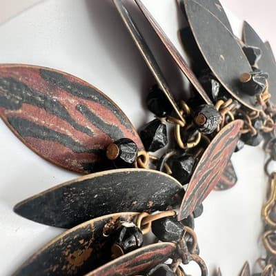 Vintage 80s Tribal Black & Copper Metal Leaf Cascade Statement Bracelet Jewelry - Thumbnail 3