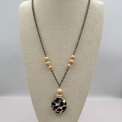 Vintage 90s Chunky Animal Print Pendant Necklace Boho Beaded Silver Tone Chain - Thumbnail 4