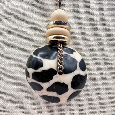 Vintage 90s Chunky Animal Print Pendant Necklace Boho Beaded Silver Tone Chain - Thumbnail 6