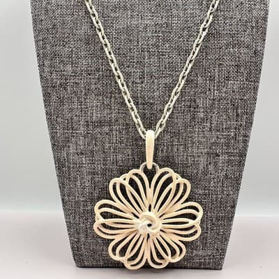 Vintage 80s Cream Enamel Floral Pendant Necklace Retro Women's Classic Jewelry - Thumbnail 5