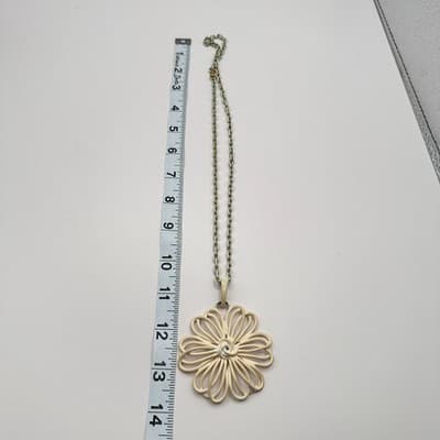 Vintage 80s Cream Enamel Floral Pendant Necklace Retro Women's Classic Jewelry - Thumbnail 7