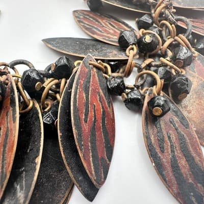 Vintage 80s Tribal Black & Copper Metal Leaf Cascade Statement Bracelet Jewelry - Thumbnail 6