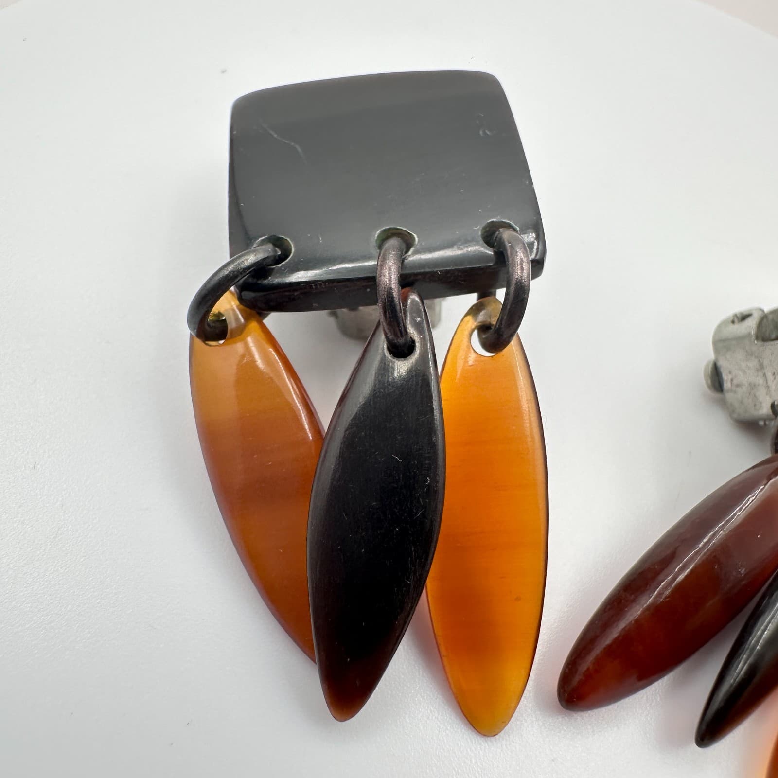 Vintage 80s Geometric Dangle Earrings Black & Amber Resin Women's Jewelry Retro - Thumbnail 4