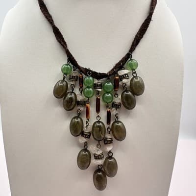 Vintage 90s Waterfall Bib Necklace Green Stone Brown Suede Fringe Goblincore Bib - Thumbnail 3