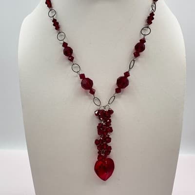 Vintage 90s Red Glass Heart Pendant Necklace Silver Tone Boho Statement Jewelry - Thumbnail 3