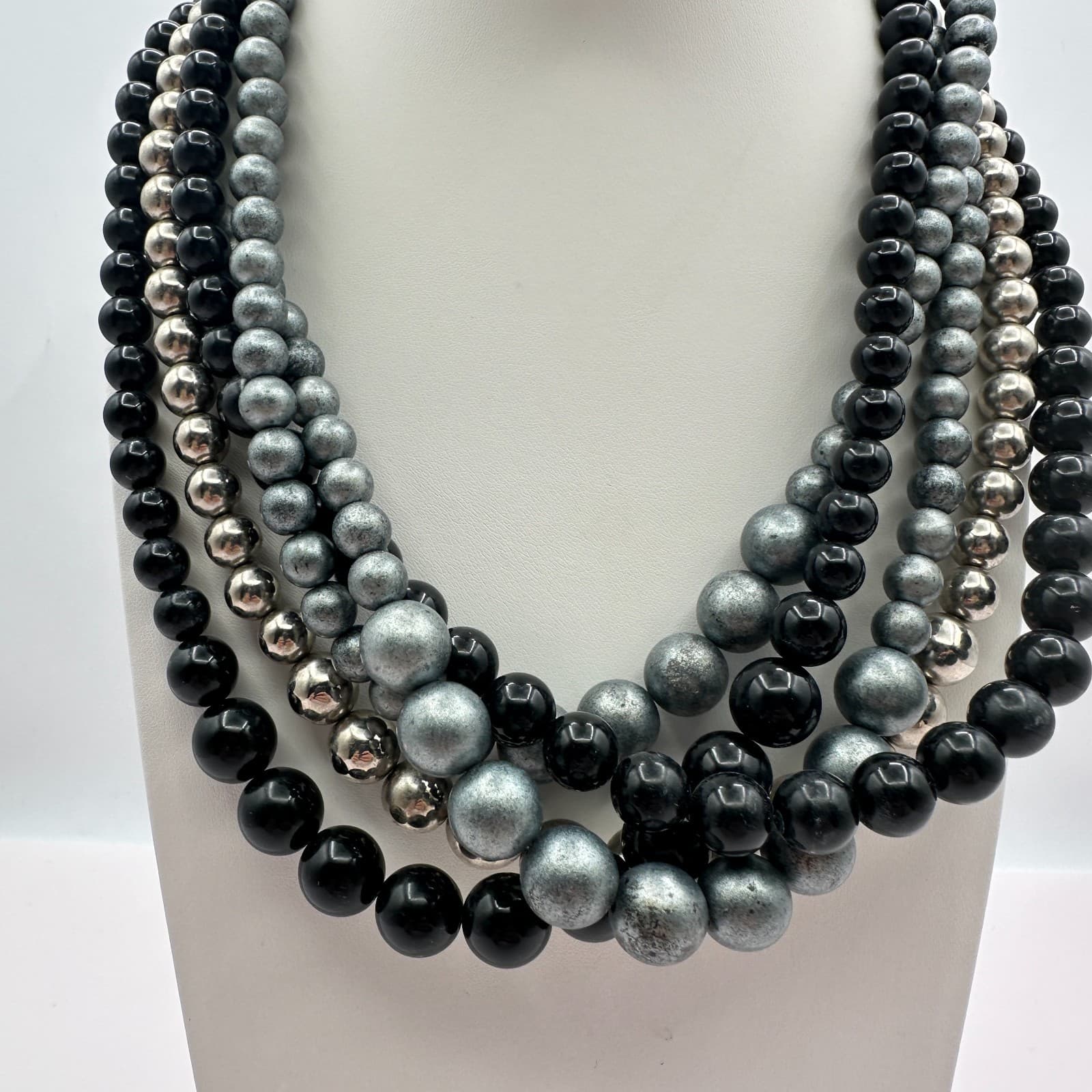 VTG Silver Tone Chunky Chain Necklace Statement Bold Faux Pearl Beaded Bib Y2K - Thumbnail 2