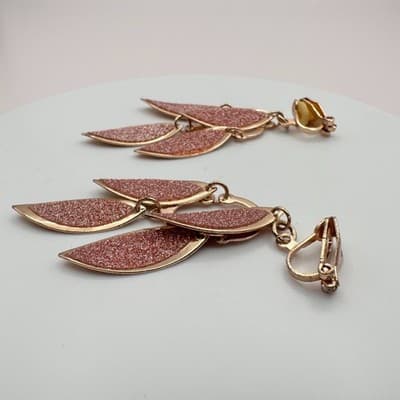 Vintage 90s Gold Tone Pink Glitter Leaf Dangle Earrings Women's Classic Jewelry - Thumbnail 5