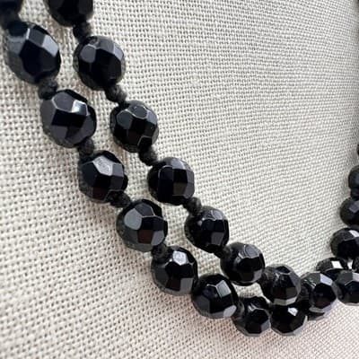 Vintage 90s Jet Black Beaded Double Strand Necklace Faceted Acrylic Boho Jewelry - Thumbnail 5