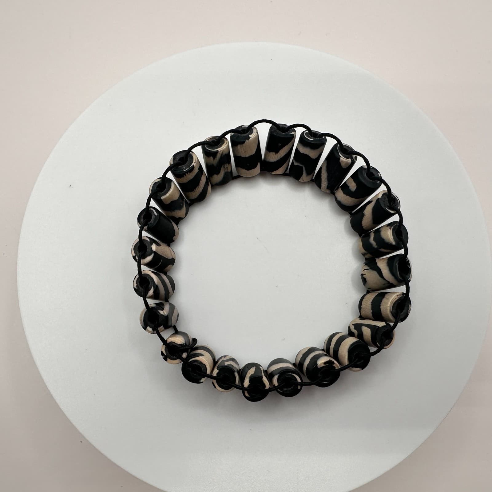 Vintage 90s Zebra Striped Bone Bead Stretch Bracelet Black White Boho Ethnic 90s - Thumbnail 5
