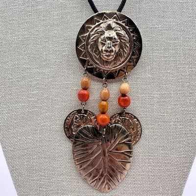 Vintage Copper Tone Lion Head Coin Leaf Pendant Cord Necklace Wooden Bead Boho - Thumbnail 3