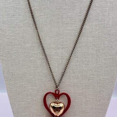Vintage 90s Red Heart Pendant Necklace Gold Tone Dangle Charm Layered Jewelry - Thumbnail 8