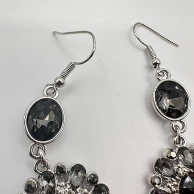 Vintage 90s Silver Tone Grey Glass Statement Dangle Earrings Fashion Jewelry Y2K - Thumbnail 4
