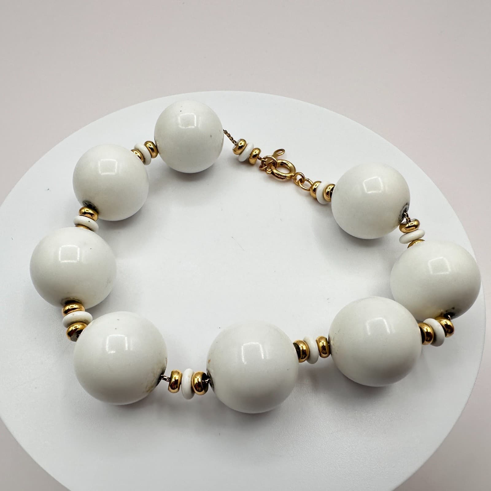 Vintage 80s White Oversized Bead Bracelet Gold Tone Chunky Statement Jewelry Bib