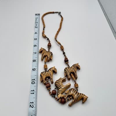 Vintage 90s Hand Carved Wooden Beaded Zebra Pendent Necklace Women's Jewelry Y2K - Thumbnail 11