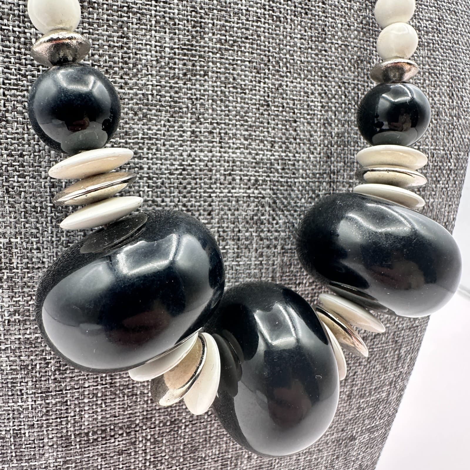 Vintage Y2K Chunky Black & White Statement Necklace Beaded Boho Women's Jewelry - Thumbnail 4