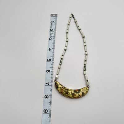 Vintage 90s Stone Bead Floral Crescent Pendant Necklace Silver Tone Jewelry - Thumbnail 10
