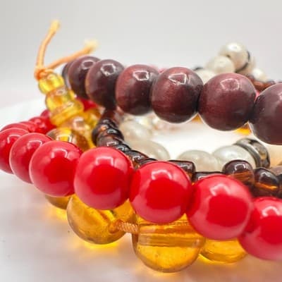 Vintage 90s Wood Pearl Glass Beaded Bracelets Set Boho Classic Fashion Jewelry - Thumbnail 4