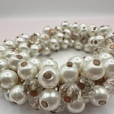 Vintage 90s White Faux Pearl Glass Beaded Cluster Stretch Bracelet Bridal Boho - Thumbnail 8