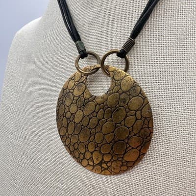 Vintage 90s Multi-strand Cord Gold Tone Large Disc Pendant Necklace Jewelry Bib - Thumbnail 5