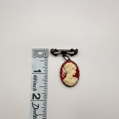 Vintage 80s Cameo Brooch Pin Gold Tone Bow Dangle Red White Portrait Classic Y2K - Thumbnail 8