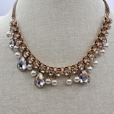 Vintage 80s 90s Crystal Faux Pearl Draped Fringe Necklace Gold Tone Jewelry Bib - Thumbnail 2