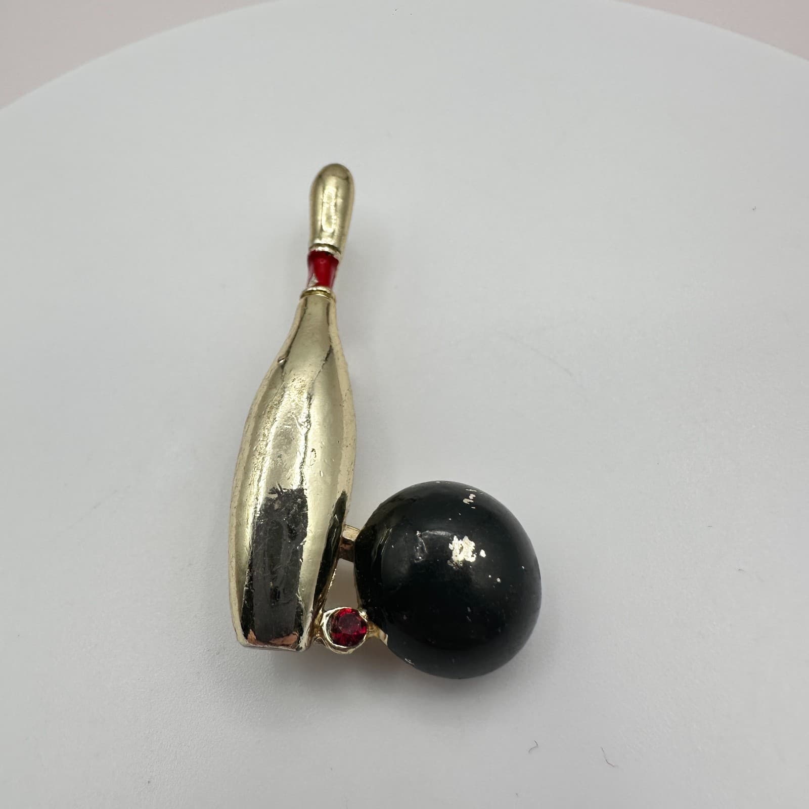Vintage 90s Gerry’s Gold Tone Bowling Ball Black Brooch Pin Red Rhinestone Retro - Thumbnail 4