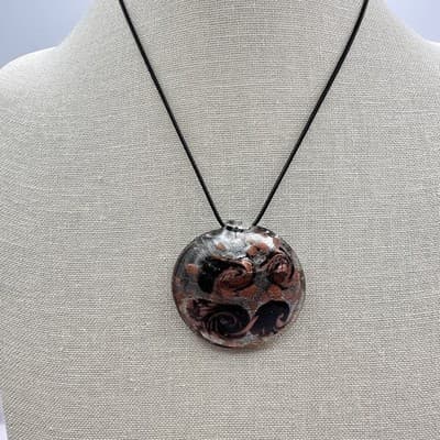 Vintage 90s Art Resin Pendant Necklace Braided faux Leather Women's Jewelry Bib - Thumbnail 3