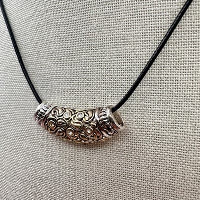 Vintage Y2K Black Cord Clear Crystal Bead Barrel Necklace Two-Tone Jewelry Bib - Thumbnail 7