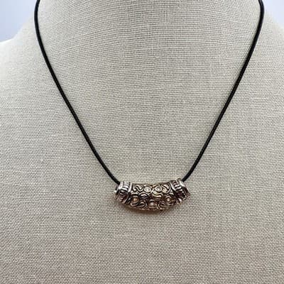 Vintage Y2K Black Cord Clear Crystal Bead Barrel Necklace Two-Tone Jewelry Bib - Thumbnail 8