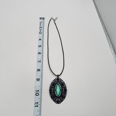 Vintage 90s Boho Filigree Pendant Necklace Green Faux Stone Rhinestone Jewelry - Thumbnail 7