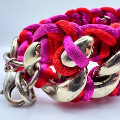 Vintage Y2K Chunky Gold Tone Curb Chain Bracelet Pink & Red Woven Rope Jewelry - Thumbnail 10