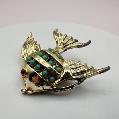 Vintage 80s Gold Tone Angel Fish Brooch Pin Turquoise Beaded Red Rhinestone - Thumbnail 7