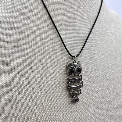 Vintage Y2K Silver Tone Articulated Owl Black Eyes Pendant Necklace Jewelry 90s - Thumbnail 4