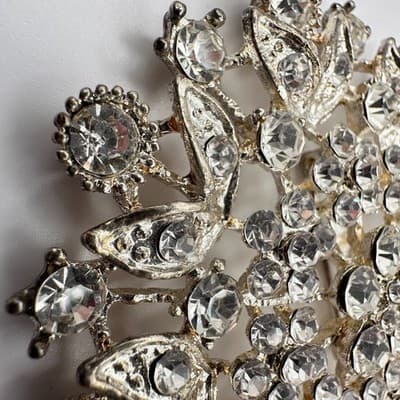 Vintage 80s Clear Glass Starburst Floral Brooch Silver Tone Statement Jewelry - Thumbnail 4