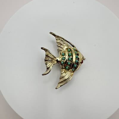 Vintage 80s Gold Tone Angel Fish Brooch Pin Turquoise Beaded Red Rhinestone - Thumbnail 2