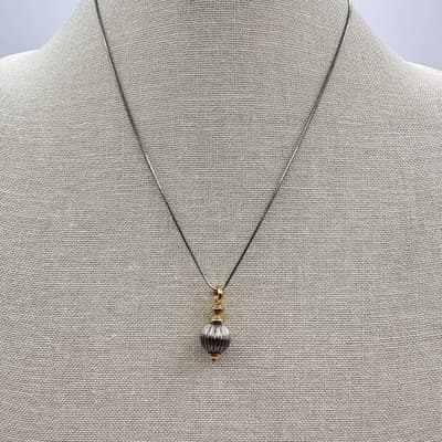 Vintage Y2K Gold/Silver Tone Snake Chain Ribbed Ball Pendant Necklace Jewelry - Thumbnail 3