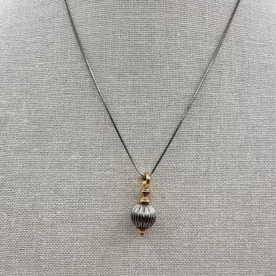 Vintage Y2K Gold/Silver Tone Snake Chain Ribbed Ball Pendant Necklace Jewelry - Thumbnail 4
